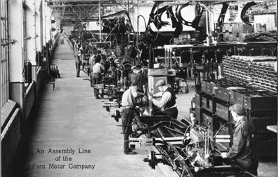 1913_assembly_line_of_fmc